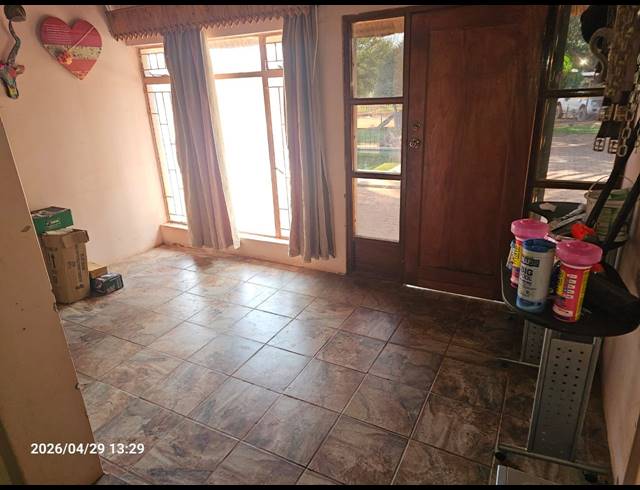 8 BEDROOM HOUSE FOR SALE IN DIBENG
